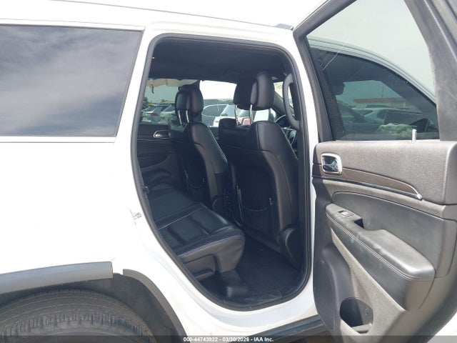 1C4RJEBG5JC111056 Jeep Grand Cherokee Limited 4x2