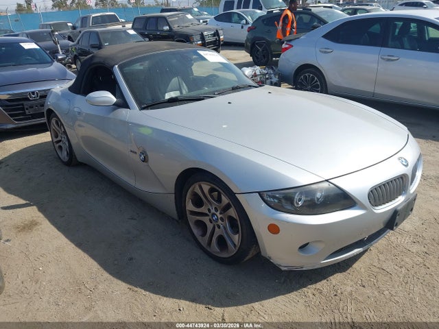 2005 BMW Z4 4USBT53575LT27838