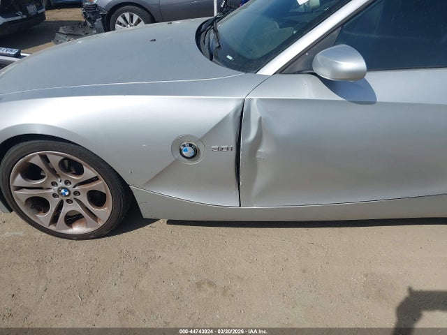 2005 BMW Z4 4USBT53575LT27838 Photo 5