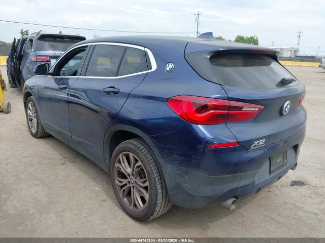 2018 BMW X2 WBXYJ3C30JEB37909 Photo 2
