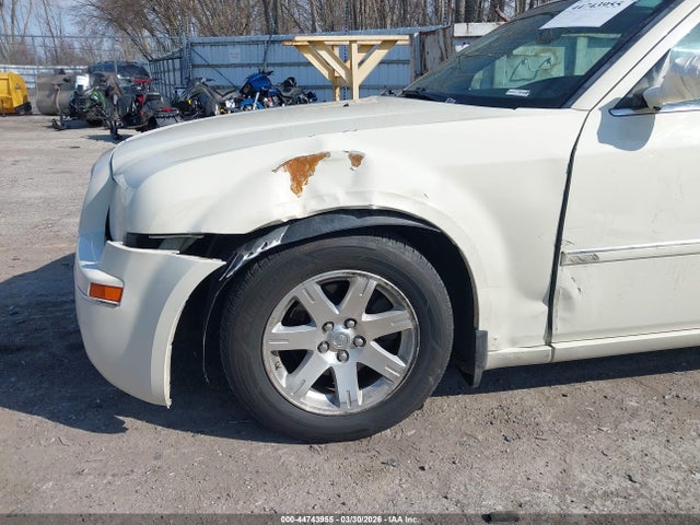 2007 Chrysler 300 მანქანა იყიდება აუქციონზე, vin: 2C3KA53G17H659436, აუქციონის ნომერი: 44743955