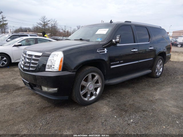 2011 CADILLAC ESCALADE ESV 1GYS4HEF1BR102229 Photo 1