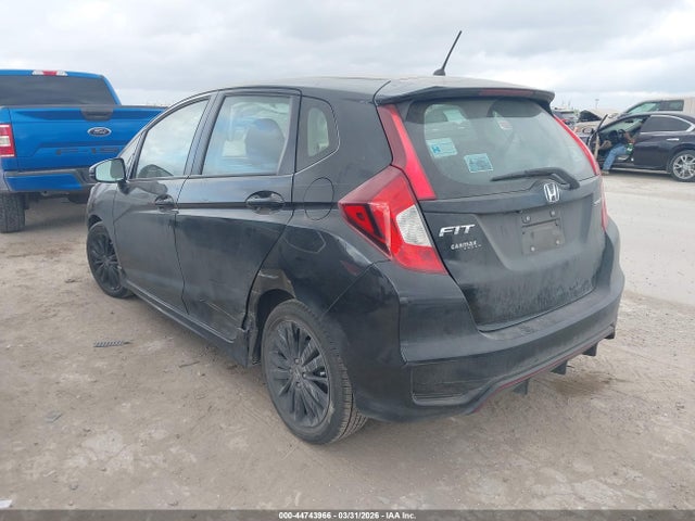 3HGGK5H62JM712640 Honda Fit Sport