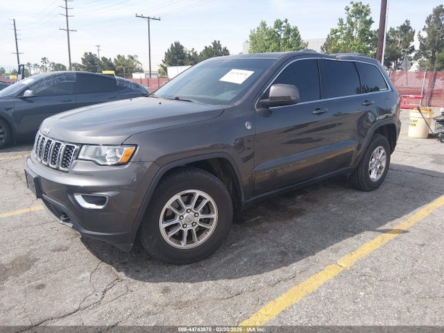 Jeep Grand Cherokee Laredo E 4x4 2019 1C4RJFAG1KC828272 Image 2