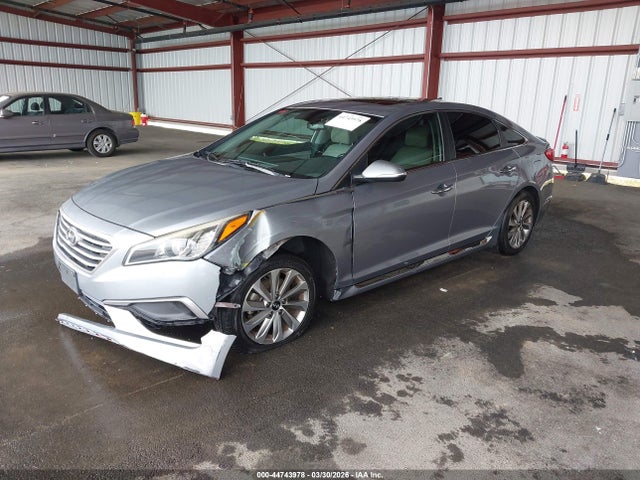 Hyundai Sonata Sport 2016 5NPE34AF8GH399082 Image 2