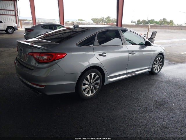 Hyundai Sonata Sport 2016 5NPE34AF8GH399082 Image 4