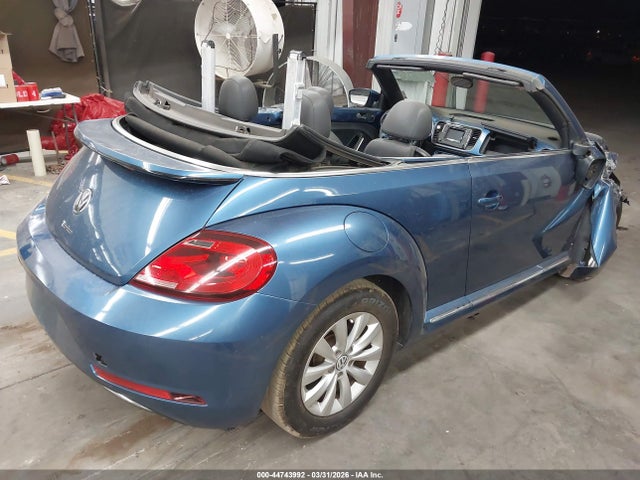 2018 Volkswagen Beetle 2.0t Coast/2.0t S/2.0t Se მანქანა იყიდება აუქციონზე, vin: 3VW5DAAT2JM505171, აუქციონის ნომერი: 44743992