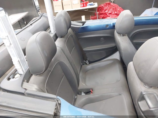 2018 Volkswagen Beetle 2.0t Coast/2.0t S/2.0t Se მანქანა იყიდება აუქციონზე, vin: 3VW5DAAT2JM505171, აუქციონის ნომერი: 44743992