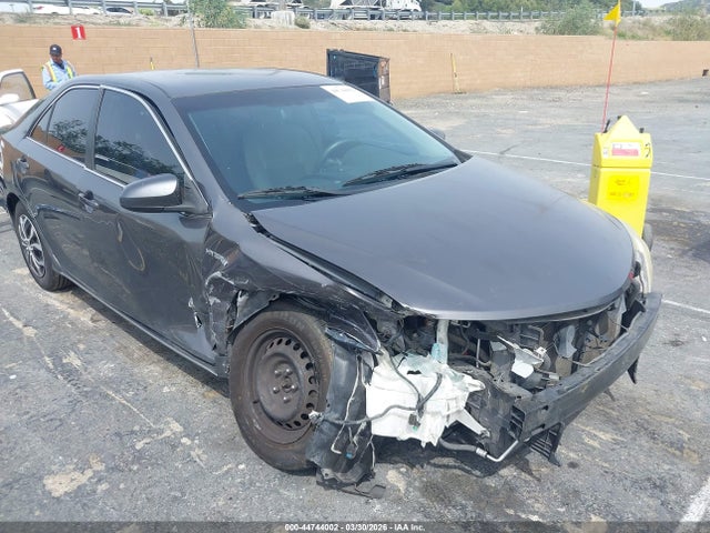 44744002 :رقم المزاد ، 4T1BD1FK9DU095342 vin ، 2013 Toyota Camry Hybrid Le مزاد بيع