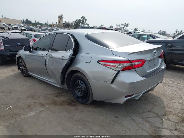 4T1B11HK4JU570669 Toyota CAMRY SE