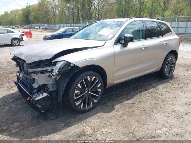 2026 Volvo Xc60 B5 Ultra მანქანა იყიდება აუქციონზე, vin: YV4M12RM4T1361758, აუქციონის ნომერი: 44744034