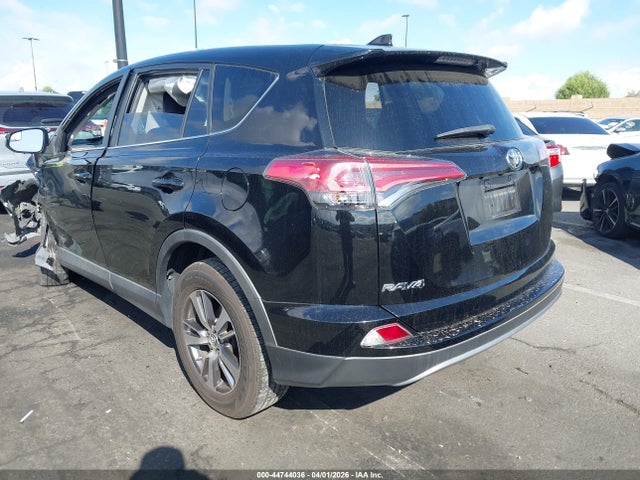 Toyota Rav4 Xle 2018 2T3WFREV1JW479334 Image 3