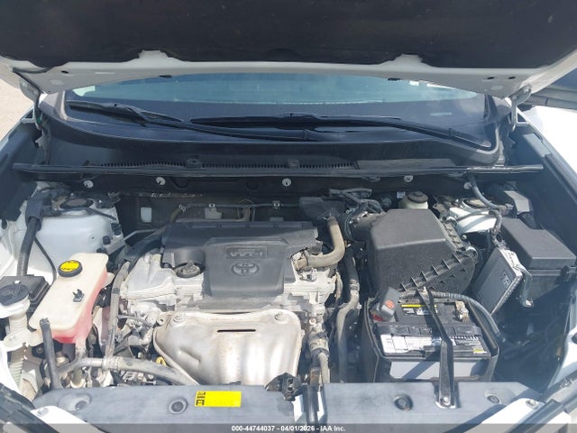 44744037 :رقم المزاد ، 2T3BFREV1FW392460 vin ، 2015 Toyota Rav4 Le مزاد بيع