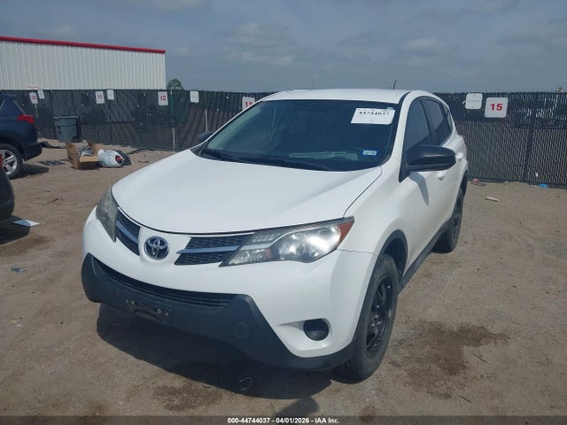 44744037 :رقم المزاد ، 2T3BFREV1FW392460 vin ، 2015 Toyota Rav4 Le مزاد بيع