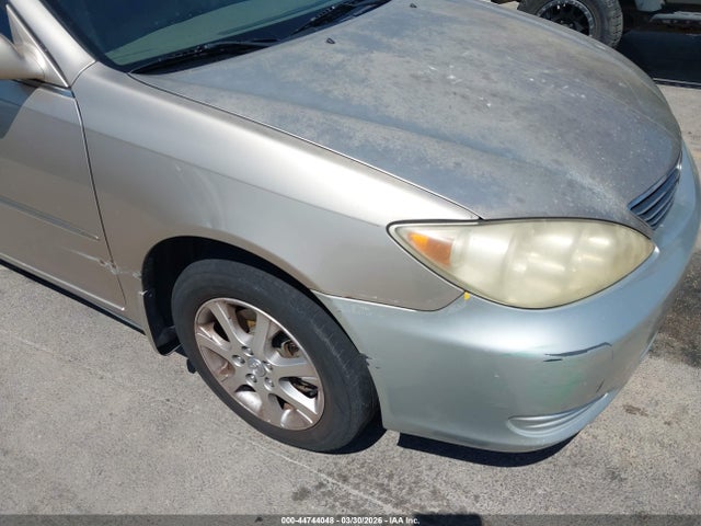 44744048 :رقم المزاد ، JTDBF32KX50164189 vin ، 2005 Toyota Camry Xle V6 مزاد بيع