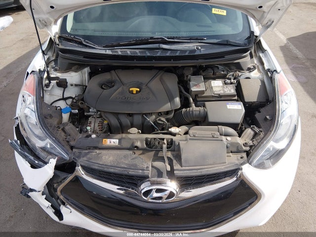 2013 Hyundai Elantra Se მანქანა იყიდება აუქციონზე, vin: KMHDH6AE7DU001549, აუქციონის ნომერი: 44744054