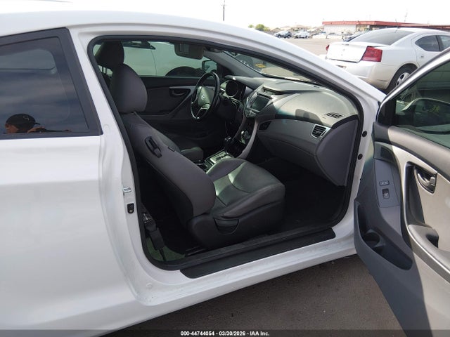 2013 Hyundai Elantra Se მანქანა იყიდება აუქციონზე, vin: KMHDH6AE7DU001549, აუქციონის ნომერი: 44744054