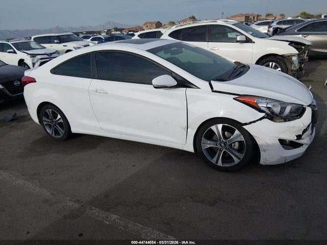 2013 Hyundai Elantra Se მანქანა იყიდება აუქციონზე, vin: KMHDH6AE7DU001549, აუქციონის ნომერი: 44744054