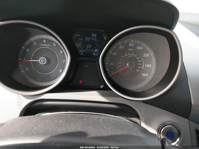 2013 Hyundai Elantra Se მანქანა იყიდება აუქციონზე, vin: KMHDH6AE7DU001549, აუქციონის ნომერი: 44744054