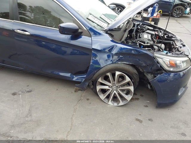 Продажа на аукционе авто 2015 Honda Accord Sport, vin: 1HGCR2F50FA076159, номер лота: 44744073