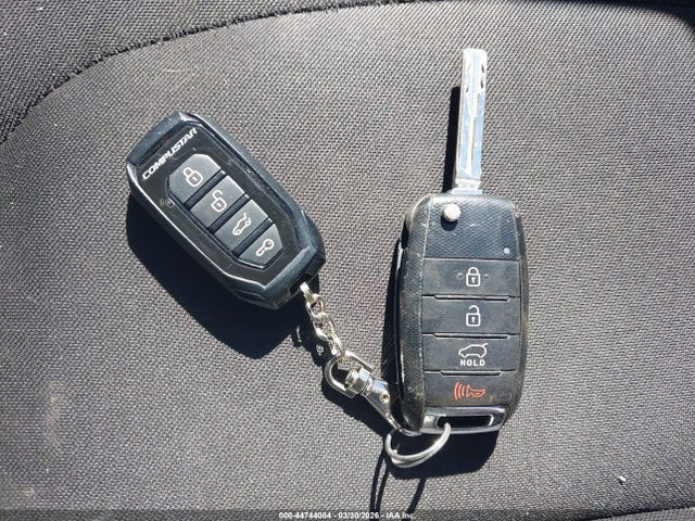 KNDJN2A2XG7307047 KIA Soul