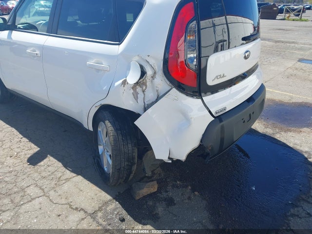 KNDJN2A2XG7307047 KIA Soul
