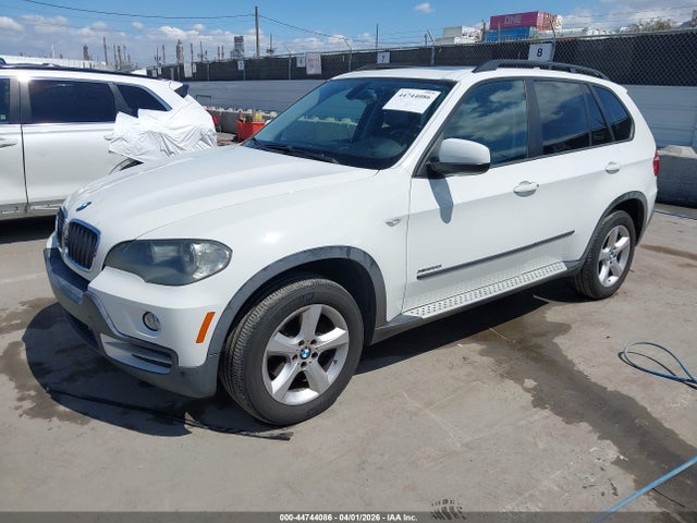 2010 BMW X5 5UXFE4C5XAL385138 Photo 1