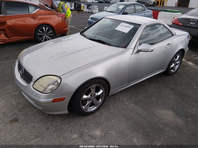 Продажа на аукционе авто 2001 Mercedes-benz Slk 320, vin: WDBKK65F31F217865, номер лота: 44744099