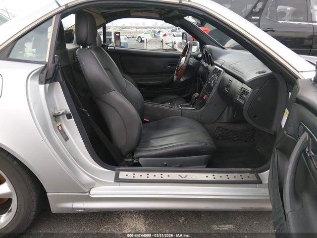 Продажа на аукционе авто 2001 Mercedes-benz Slk 320, vin: WDBKK65F31F217865, номер лота: 44744099