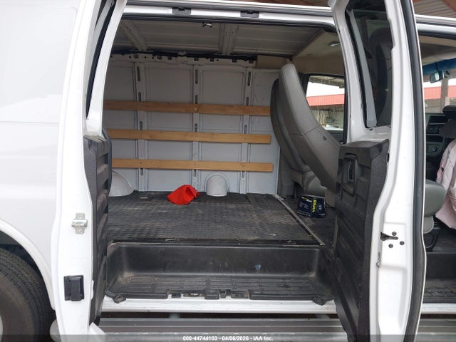 1GCWGAFP4R1183720 Chevrolet Express Cargo Rwd 2500 Regular Wheelbase Wt