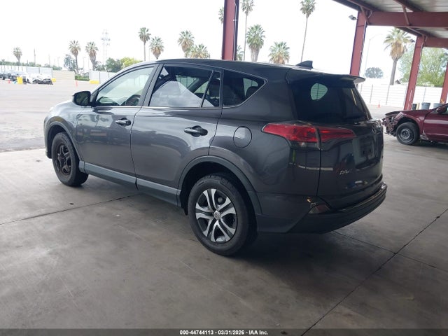 JTMZFREV1JJ182804 Toyota RAV4 LE