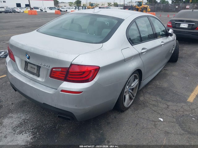 2013 Bmw 550i მანქანა იყიდება აუქციონზე, vin: WBAFR9C58DDX79915, აუქციონის ნომერი: 44744127