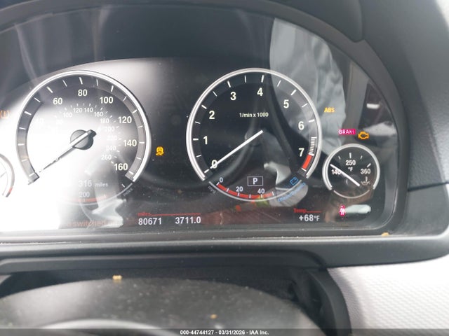 2013 Bmw 550i მანქანა იყიდება აუქციონზე, vin: WBAFR9C58DDX79915, აუქციონის ნომერი: 44744127