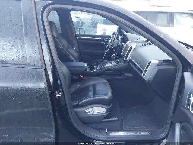44744129 :رقم المزاد ، WP1AE2A25CLA92452 vin ، 2012 Porsche Cayenne Hybrid S مزاد بيع