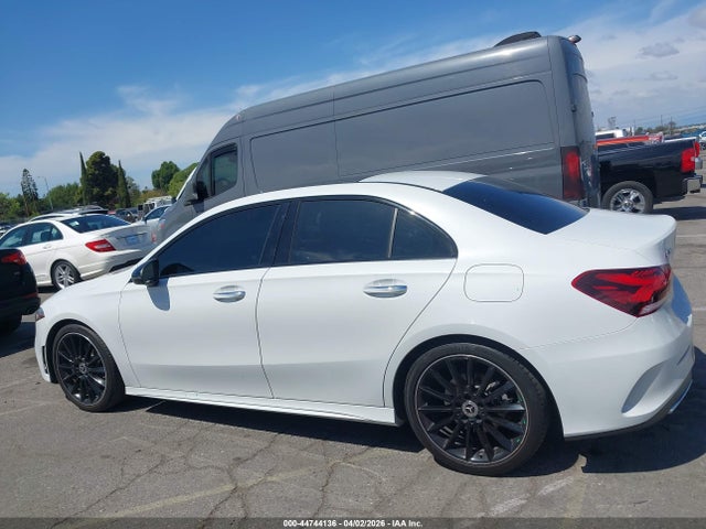 Mercedes-Benz A 220 2022 W1K3G4EB9NJ372132 Image 14