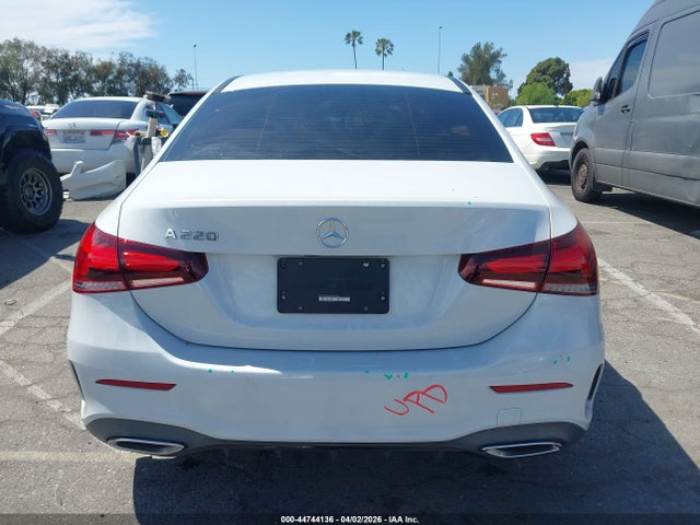 Mercedes-Benz A 220 2022 W1K3G4EB9NJ372132 Image 16