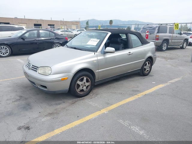 44744143 :رقم المزاد ، 3VWDC21V0YM804657 vin ، 2000 Volkswagen Cabrio Gls مزاد بيع