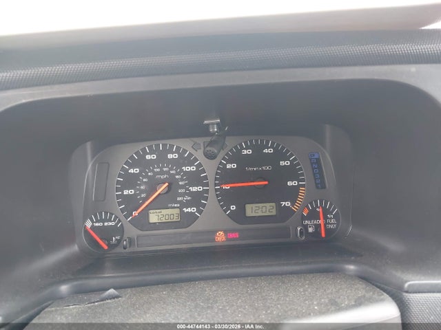 44744143 :رقم المزاد ، 3VWDC21V0YM804657 vin ، 2000 Volkswagen Cabrio Gls مزاد بيع