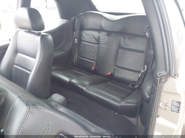 44744143 :رقم المزاد ، 3VWDC21V0YM804657 vin ، 2000 Volkswagen Cabrio Gls مزاد بيع