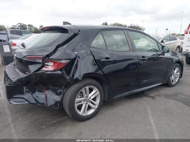 JTNK4RBE6K3048139 Toyota COROLLA SE
