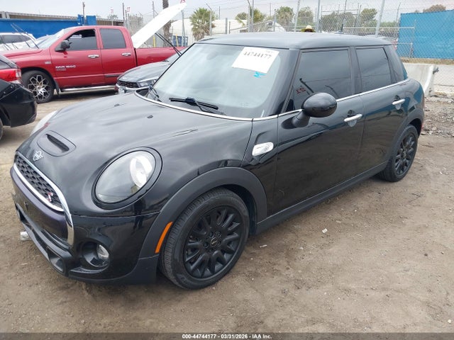 WMWXU3C50K2L25246 Mini Hardtop Cooper S