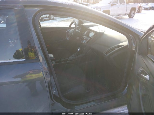 2017 FORD FOCUS 1FADP3H2XHL320365 Photo 4