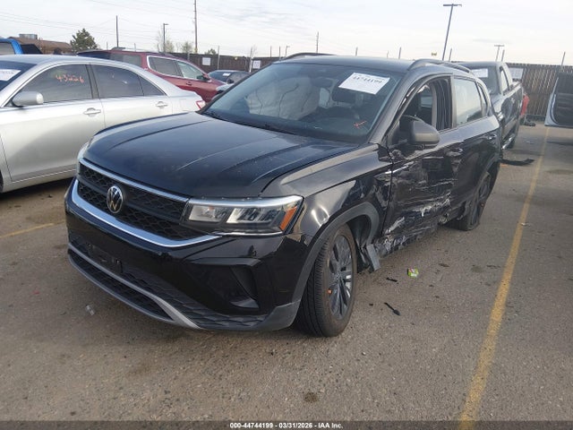 44744199 :رقم المزاد ، 3VV5X7B20RM002612 vin ، 2024 Volkswagen Taos 1.5t S مزاد بيع