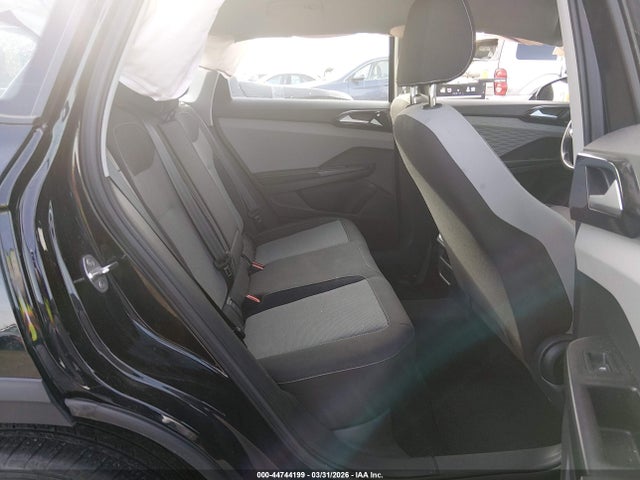 44744199 :رقم المزاد ، 3VV5X7B20RM002612 vin ، 2024 Volkswagen Taos 1.5t S مزاد بيع