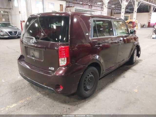 Scion XB 2014 JTLZE4FE8EJ053294 Image 4