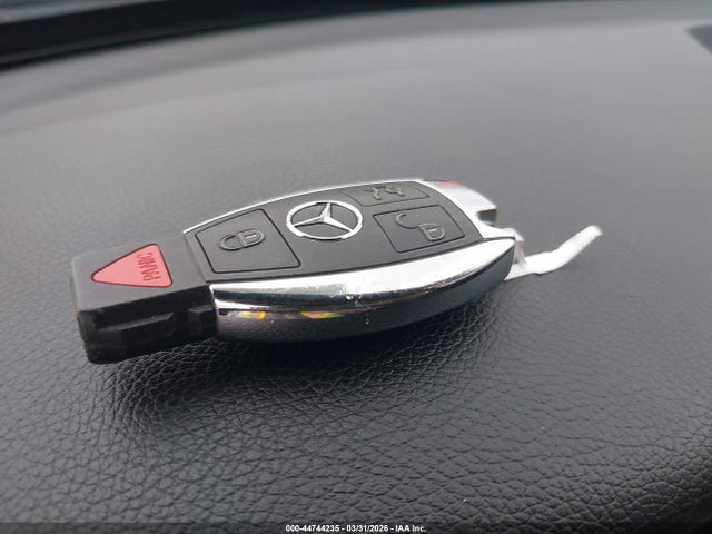 44744235 :رقم المزاد ، 55SWF4JB4GU143639 vin ، 2016 Mercedes-benz C 300 مزاد بيع