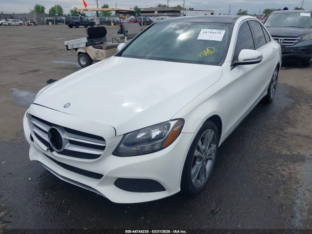 44744235 :رقم المزاد ، 55SWF4JB4GU143639 vin ، 2016 Mercedes-benz C 300 مزاد بيع