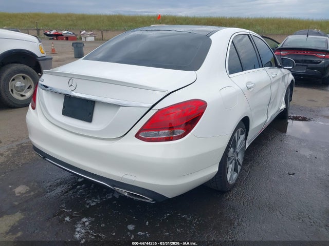 44744235 :رقم المزاد ، 55SWF4JB4GU143639 vin ، 2016 Mercedes-benz C 300 مزاد بيع