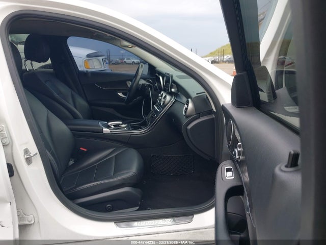 44744235 :رقم المزاد ، 55SWF4JB4GU143639 vin ، 2016 Mercedes-benz C 300 مزاد بيع
