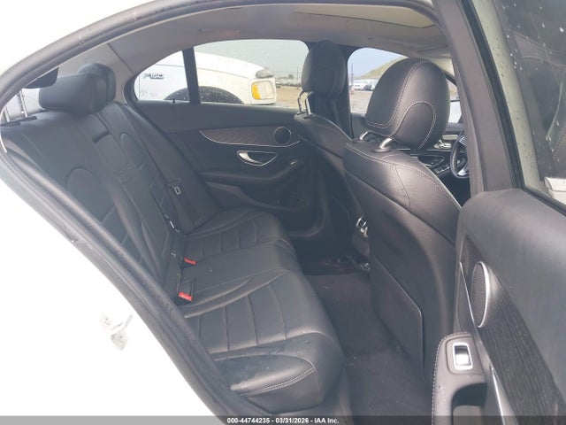 44744235 :رقم المزاد ، 55SWF4JB4GU143639 vin ، 2016 Mercedes-benz C 300 مزاد بيع